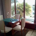 Villa Surprise *